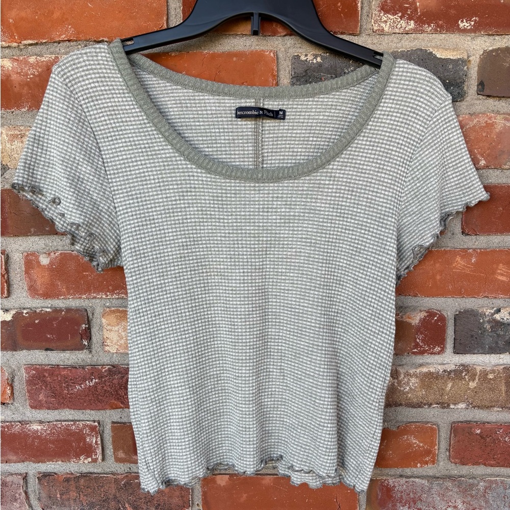Abercrombie & Fitch Waffle Knit Baby Tee Lettuce Hem Green/Grey